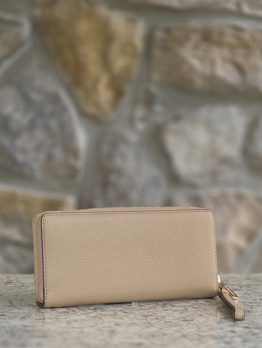 Michael Kors Jet Set Continental Tan Wristlet - Picture 2 of 6
